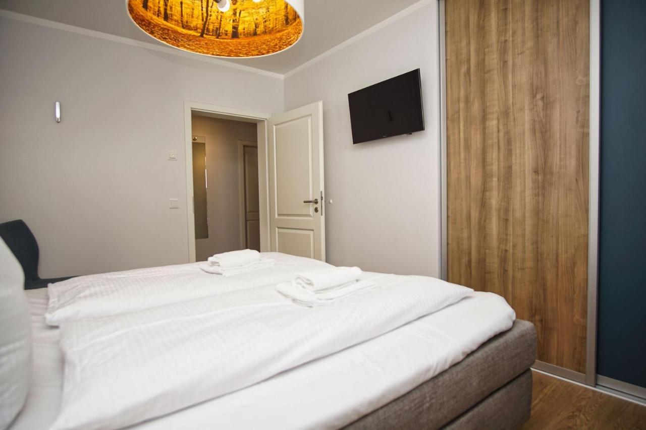 Villa Anni FeWo 2 inkl Sauna und Schwimmbadnutzung im AHOI Sellin Goehren  Exterior foto